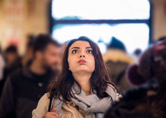 The right way to handle sensory overload and nervousness at crowded occasions
